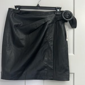 JOIE Genuine leather Leonna mini skirt black Size 8 NWT - missing inner button
